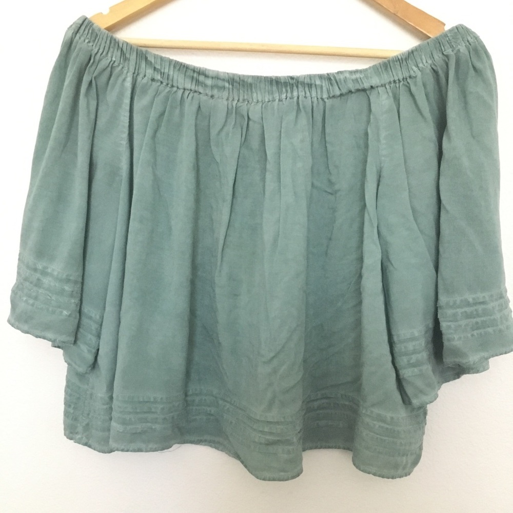 Young Fabulous & Broke off the shoulder top